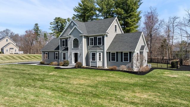 10 Delray Dr, Haverhill, MA 01832
