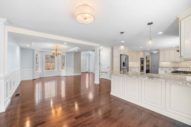 10 Delray Dr, Haverhill, MA 01832