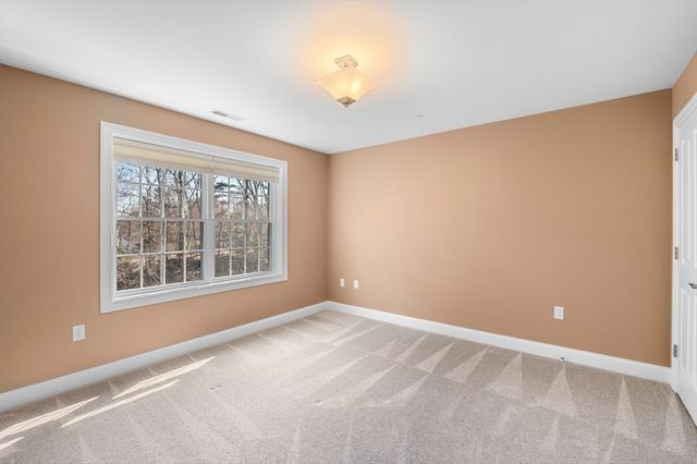 10 Delray Dr, Haverhill, MA 01832