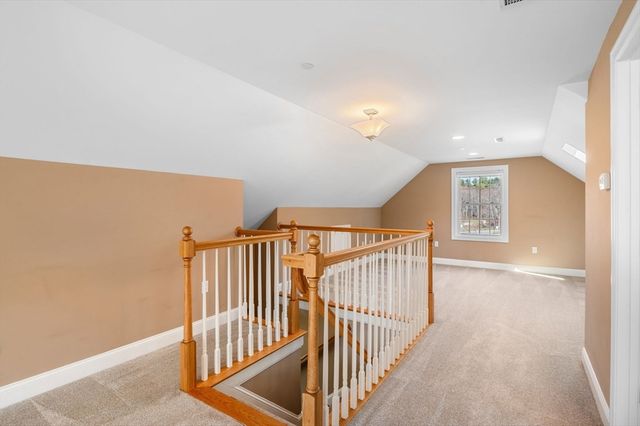 10 Delray Dr, Haverhill, MA 01832