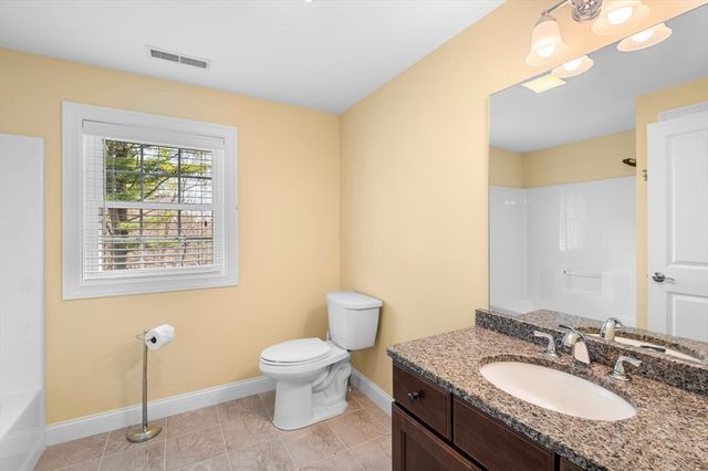 10 Delray Dr, Haverhill, MA 01832