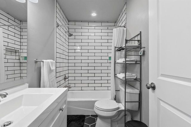 337 S QUINCY STREET, Green Bay, WI 54301