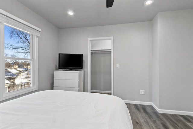 337 S QUINCY STREET, Green Bay, WI 54301