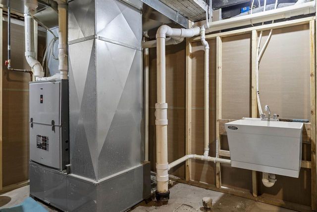 337 S QUINCY STREET, Green Bay, WI 54301