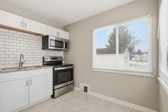 1362 Clinton Street, Columbus, OH 43211