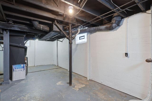 1362 Clinton Street, Columbus, OH 43211