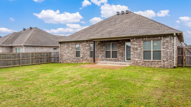 10 Clover Leaf Lane, Greenbrier, AR 72058