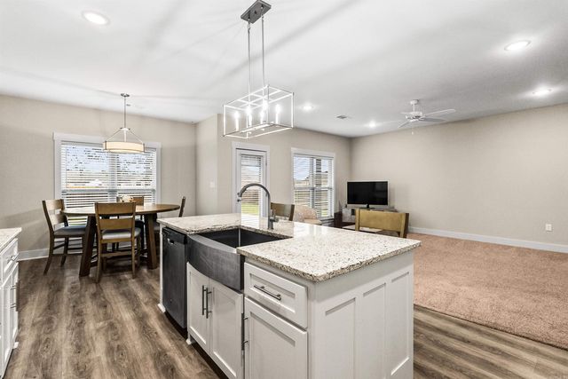 10 Clover Leaf Lane, Greenbrier, AR 72058