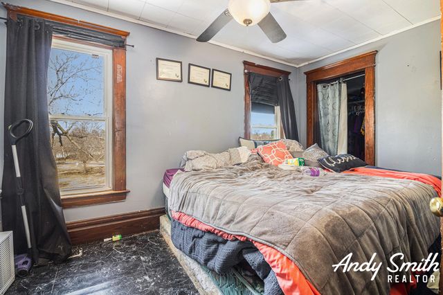 241 N State Street, Zeeland, MI 49464