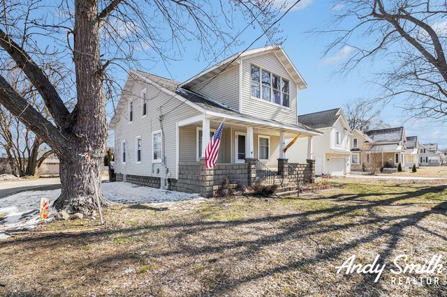 241 N State Street, Zeeland, MI 49464