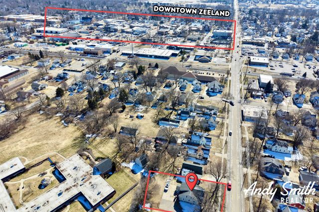 241 N State Street, Zeeland, MI 49464