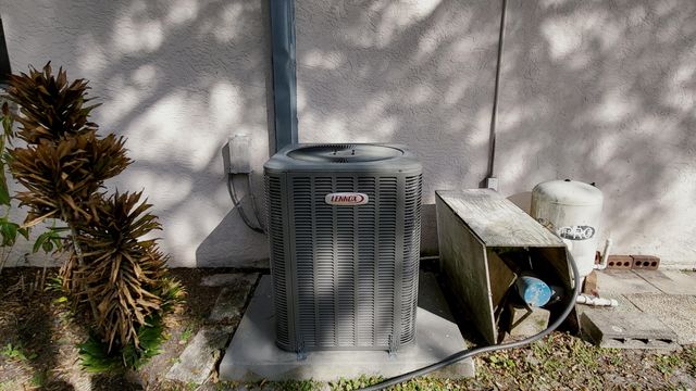 1404 SE 4th Street, Okeechobee, FL 34974