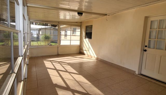 1404 SE 4th Street, Okeechobee, FL 34974