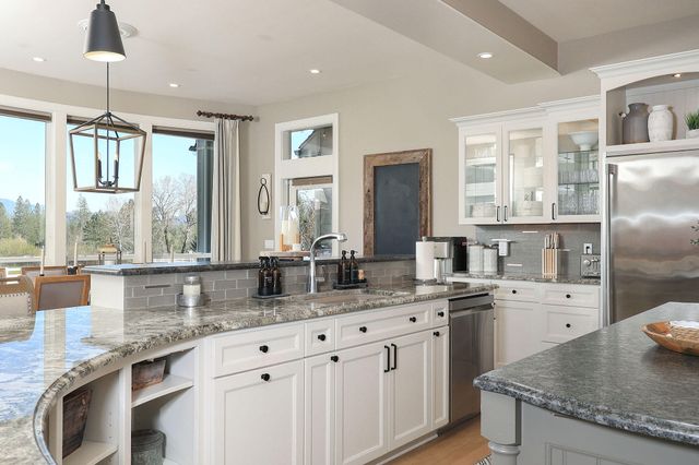 113 Kendallbrook Way, Grants Pass, OR 97527