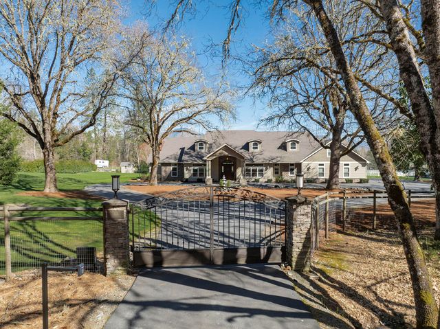 113 Kendallbrook Way, Grants Pass, OR 97527