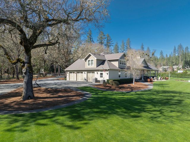 113 Kendallbrook Way, Grants Pass, OR 97527