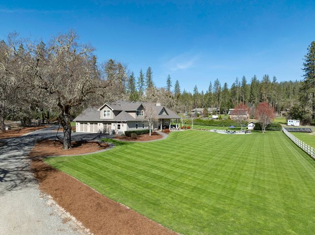 113 Kendallbrook Way, Grants Pass, OR 97527