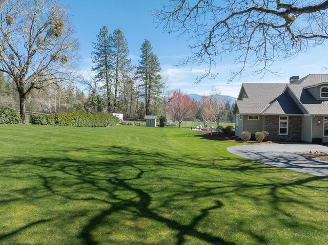 113 Kendallbrook Way, Grants Pass, OR 97527