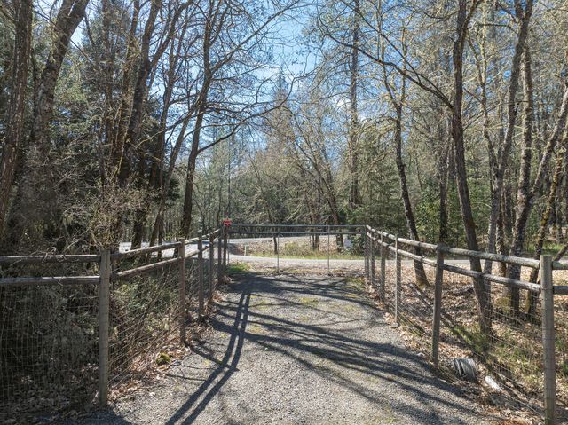 113 Kendallbrook Way, Grants Pass, OR 97527