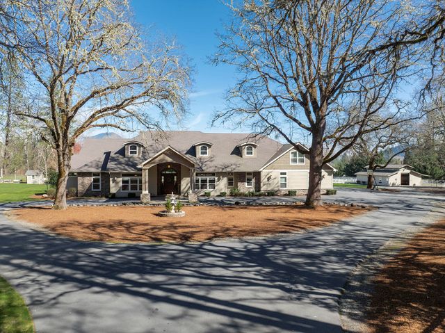 113 Kendallbrook Way, Grants Pass, OR 97527