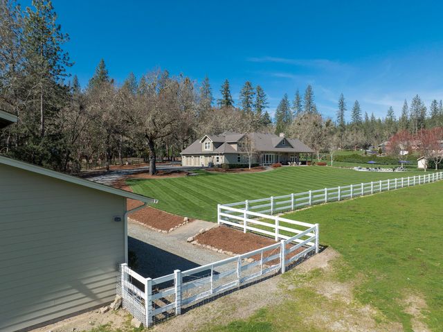 113 Kendallbrook Way, Grants Pass, OR 97527