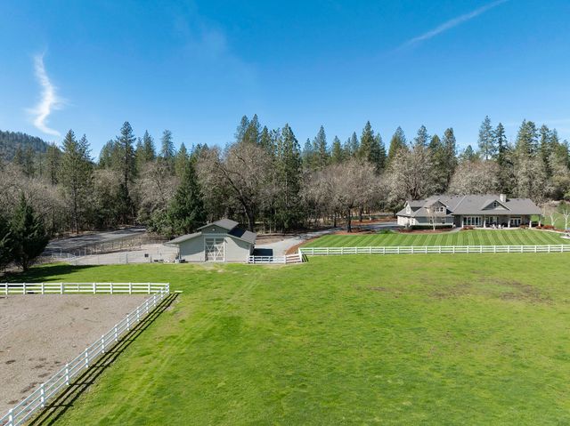 113 Kendallbrook Way, Grants Pass, OR 97527