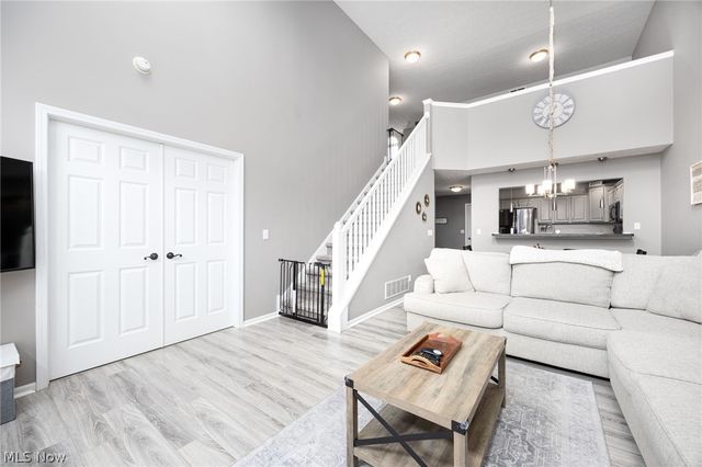 1463 Winged Foot Drive, Brunswick, OH 44212