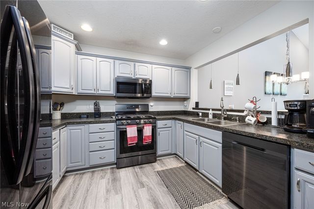 1463 Winged Foot Drive, Brunswick, OH 44212