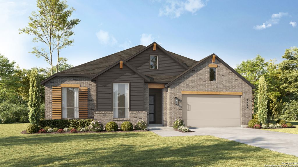270 Lacey Oak, Castroville, TX 78009