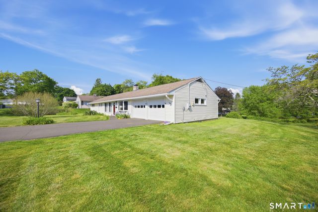 401 Juniper Lane, Cheshire, CT 06410