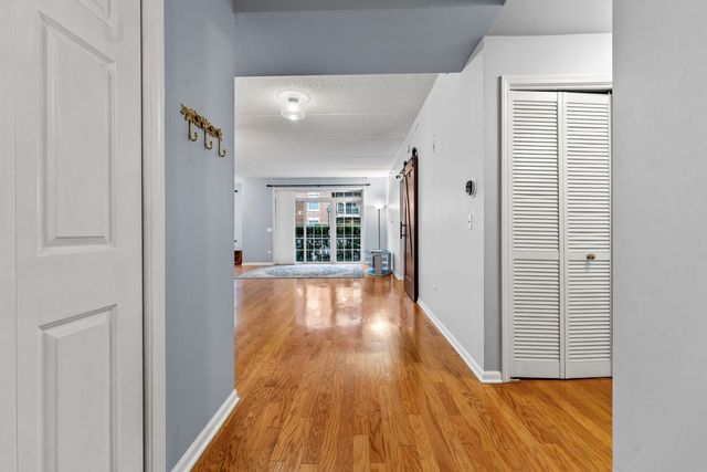 133 W Palatine Road 108, Palatine, IL 60067