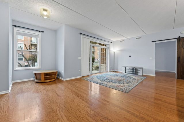 133 W Palatine Road 108, Palatine, IL 60067