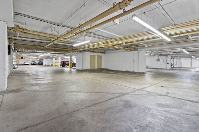 133 W Palatine Road 108, Palatine, IL 60067