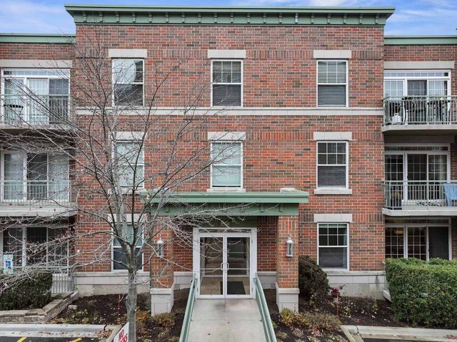 133 W Palatine Road 108, Palatine, IL 60067