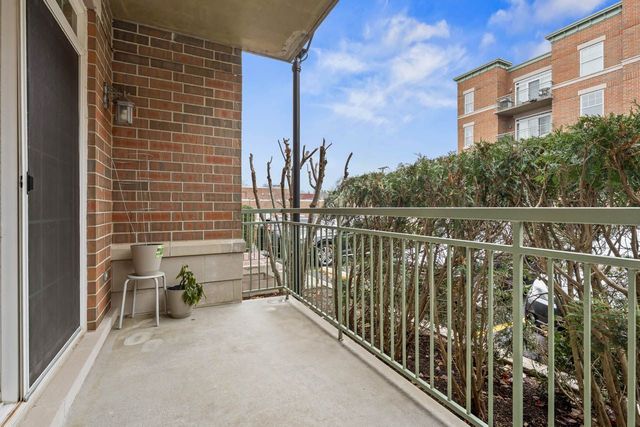 133 W Palatine Road 108, Palatine, IL 60067