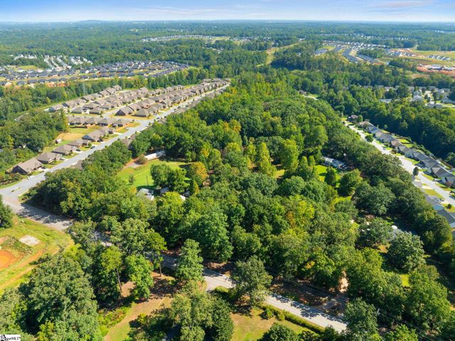 1861 Standing Springs Road, Greenville, SC 29605