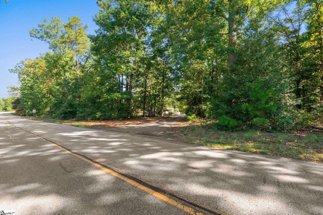 1861 Standing Springs Road, Greenville, SC 29605