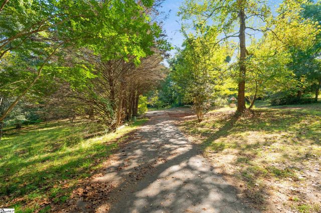 1861 Standing Springs Road, Greenville, SC 29605