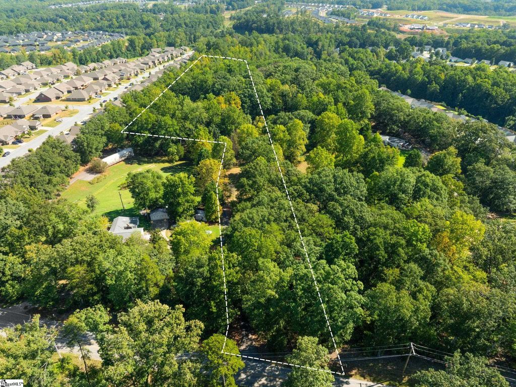 1861 Standing Springs Road, Greenville, SC 29605