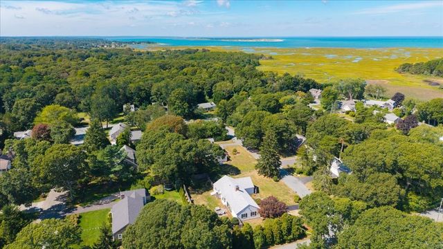 11 Kit Carson Way, Yarmouth, MA 02675