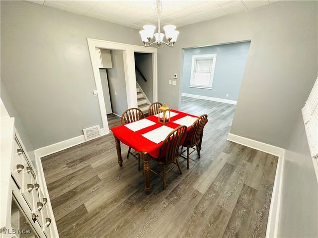 937 W Indianola Avenue, Youngstown, OH 44511