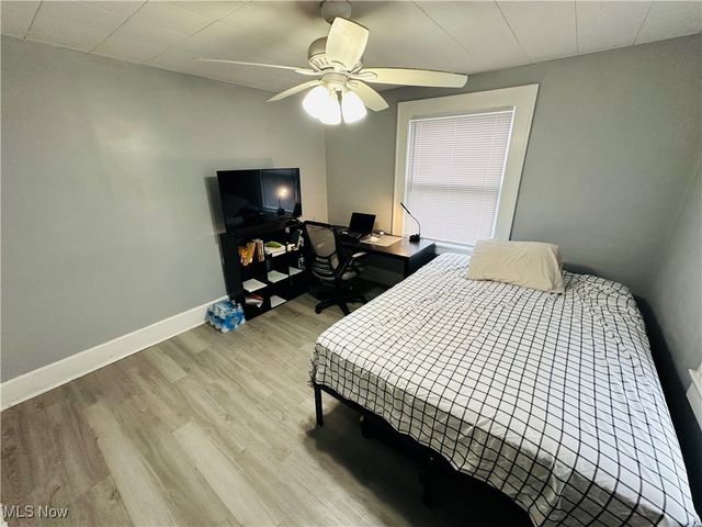 937 W Indianola Avenue, Youngstown, OH 44511