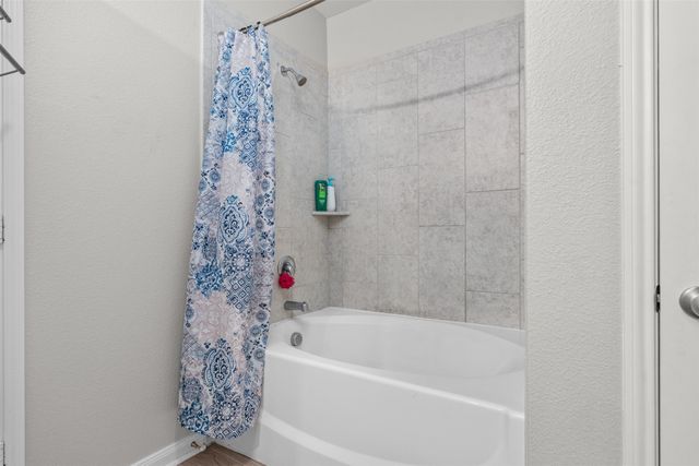 1432 Park Trails Boulevard, Princeton, TX 75407