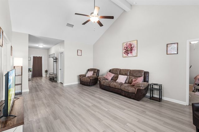 1432 Park Trails Boulevard, Princeton, TX 75407