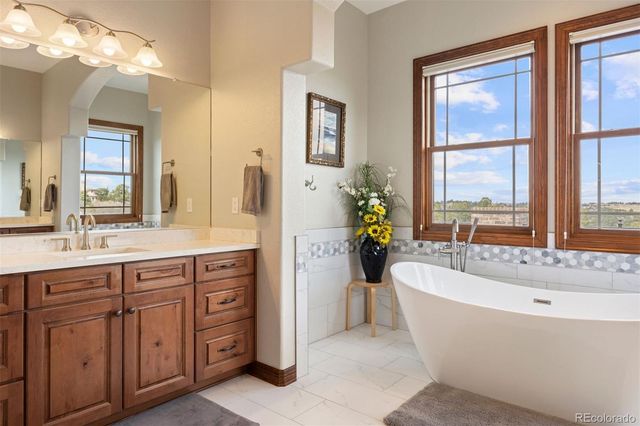 6146 Windom Peak Way, Castle Rock, CO 80108