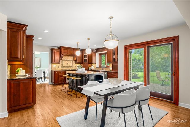 80 Bunting Lane, Naperville, IL 60565