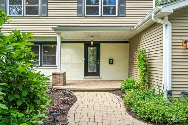 80 Bunting Lane, Naperville, IL 60565