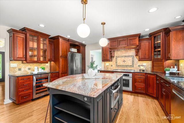 80 Bunting Lane, Naperville, IL 60565