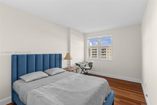 50 Menores Ave 522, Coral Gables, FL 33134