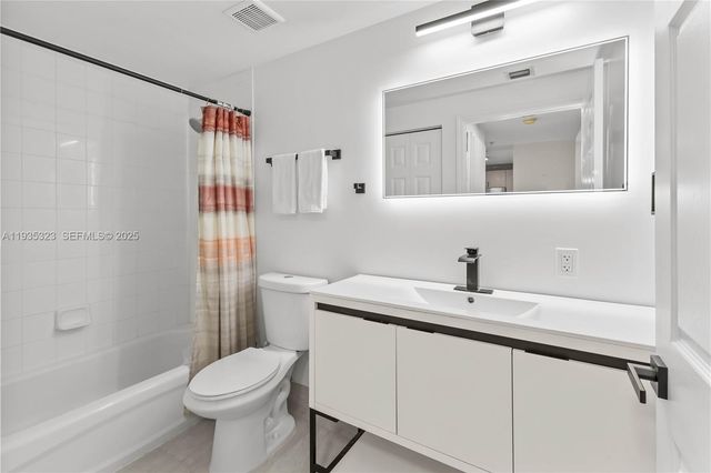 50 Menores Ave 522, Coral Gables, FL 33134